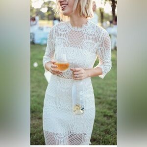 Alexis natural white lace dress size Large.